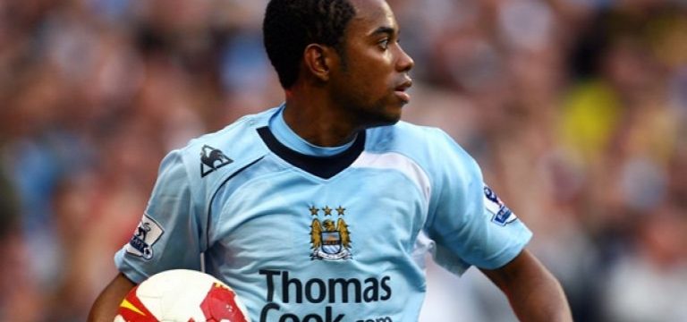 Gagal Bergabung Dengan Chelsea, Robinho Ungkap Alasannya